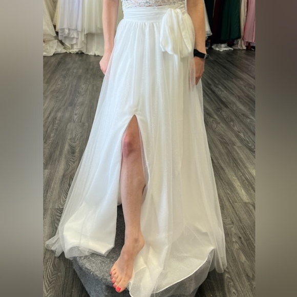 Bridal Skirt - Picture 2 of 4